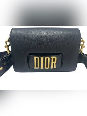 ✨🛍️ Dior Black Leather Dio(r)evolution Flap Bag